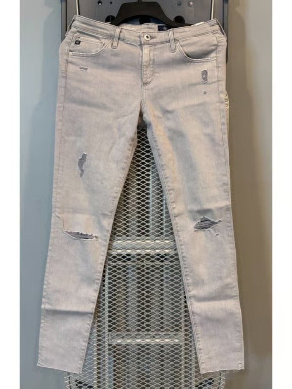AG Jeans Women 28R The Legging Ankle Super Skinny Ankle Distressed Gray NWT